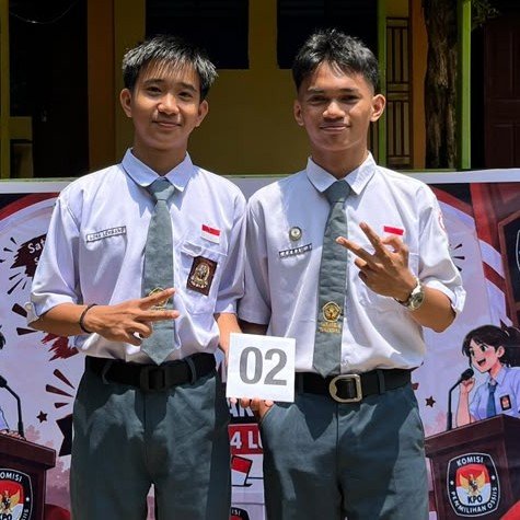Foto Lona Lembang & Akram S.